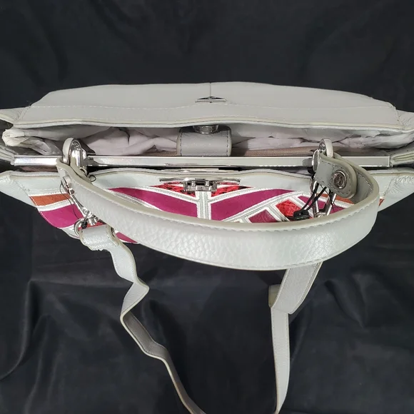 Sam Edelman Elisha Purse - Picture 15 of 16